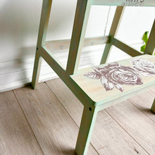 Load image into Gallery viewer, Solid wood step stool