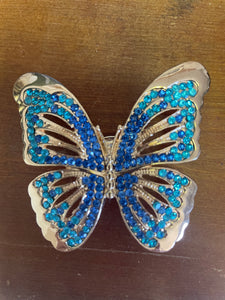 Butterfly drawer pulls