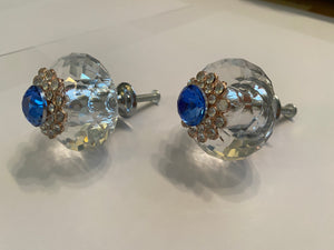 Jewelled crystal knobs