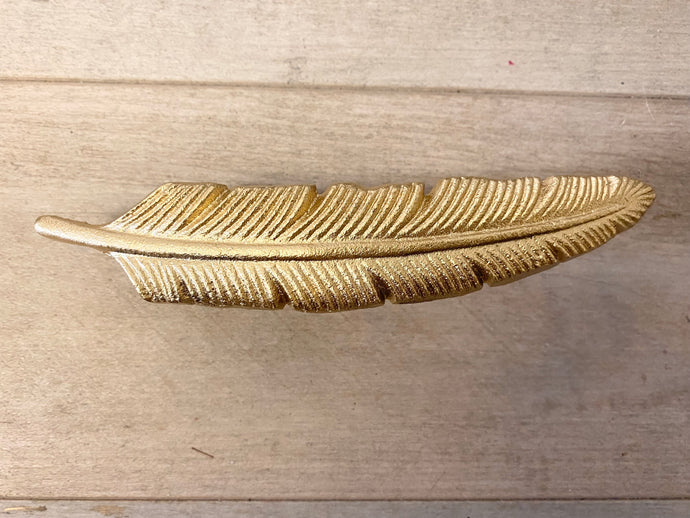 Cast iron gold feather drawer pulls